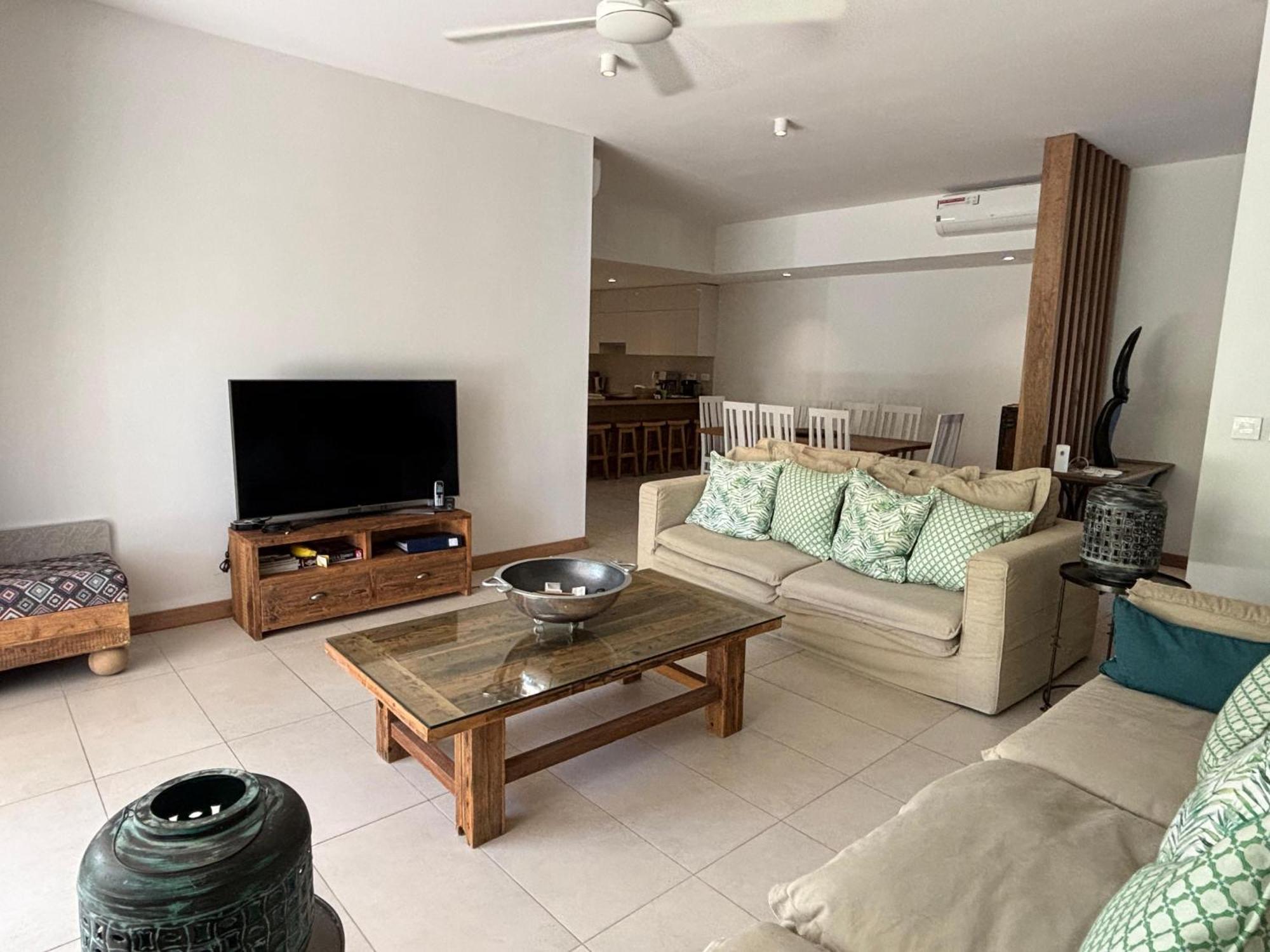 Apartament Mont Choisy Le Parc By Pam Golding Zewnętrze zdjęcie
